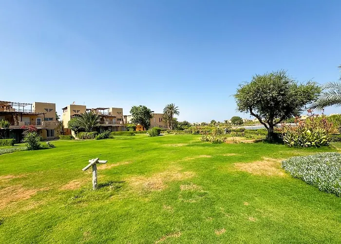Apartment 4bdr With Private Garden L Einbay Ain Sokhna *